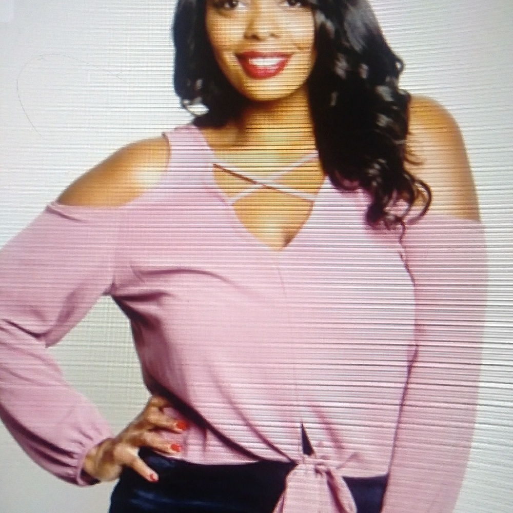 New Lilian Open Shoulder Top